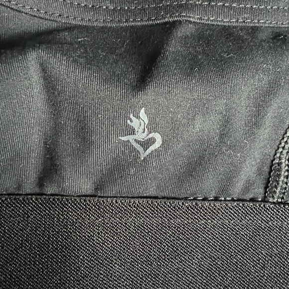 MAKE AN OFFER - TORRID Mesh Trim Crossover Strappy Sports Active Bra - Picture 6 of 6